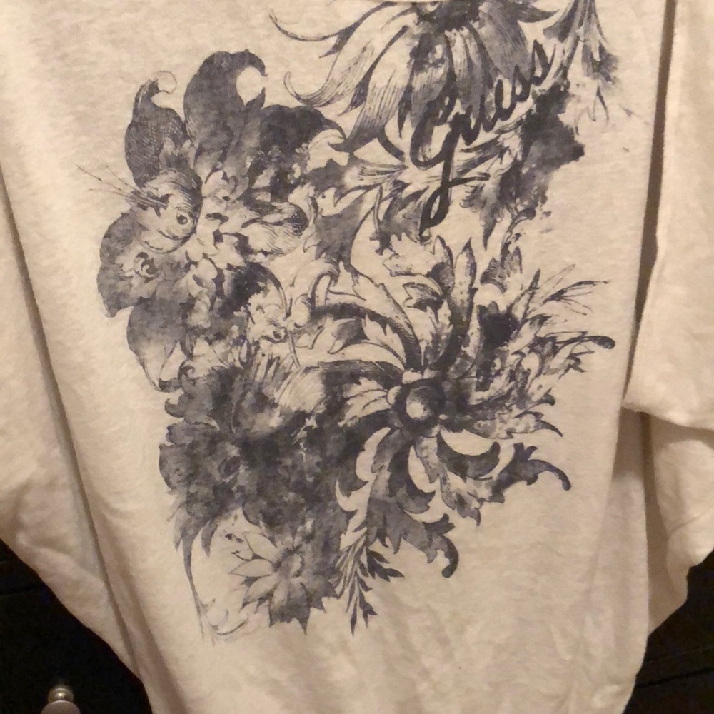 Guess flowy top